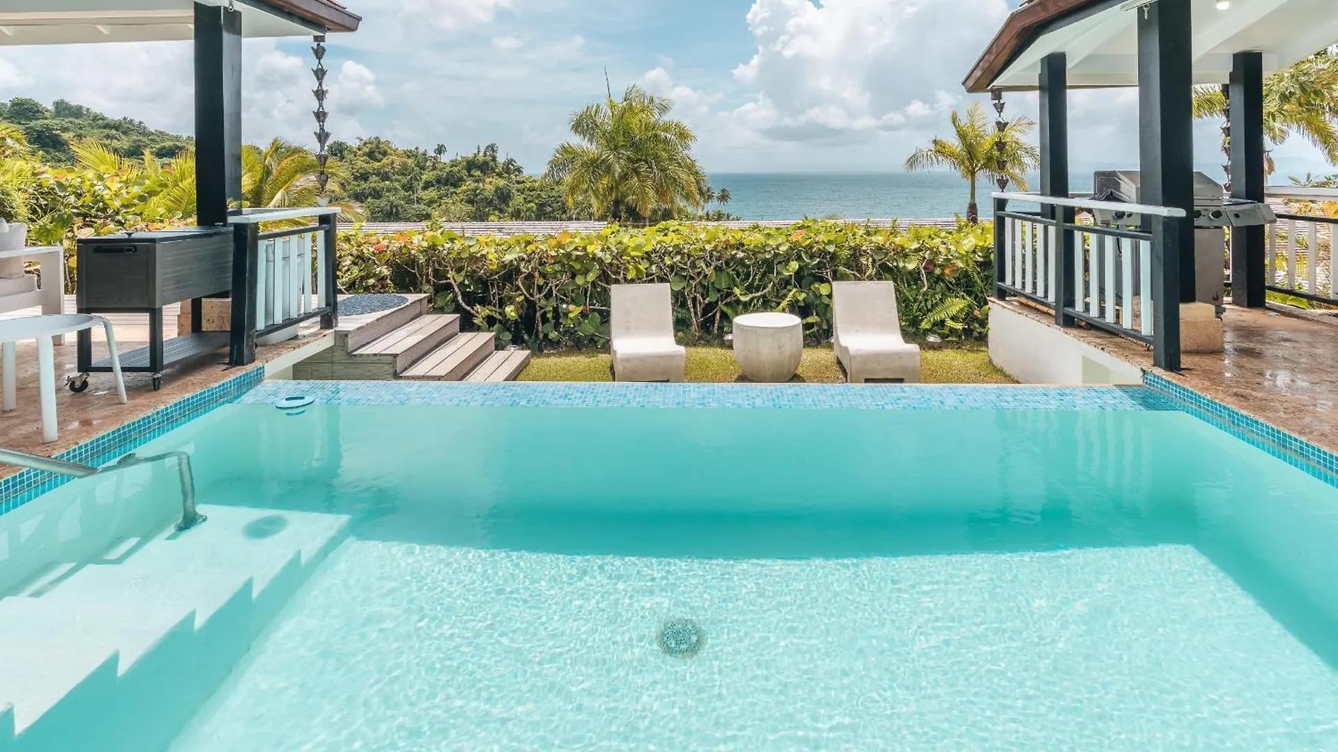 Magnificent Villa With Ocean View In Puerto Bahia Samana