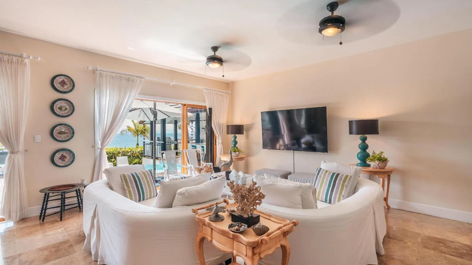 Magnificent Villa With Ocean View In Puerto Bahia Samana