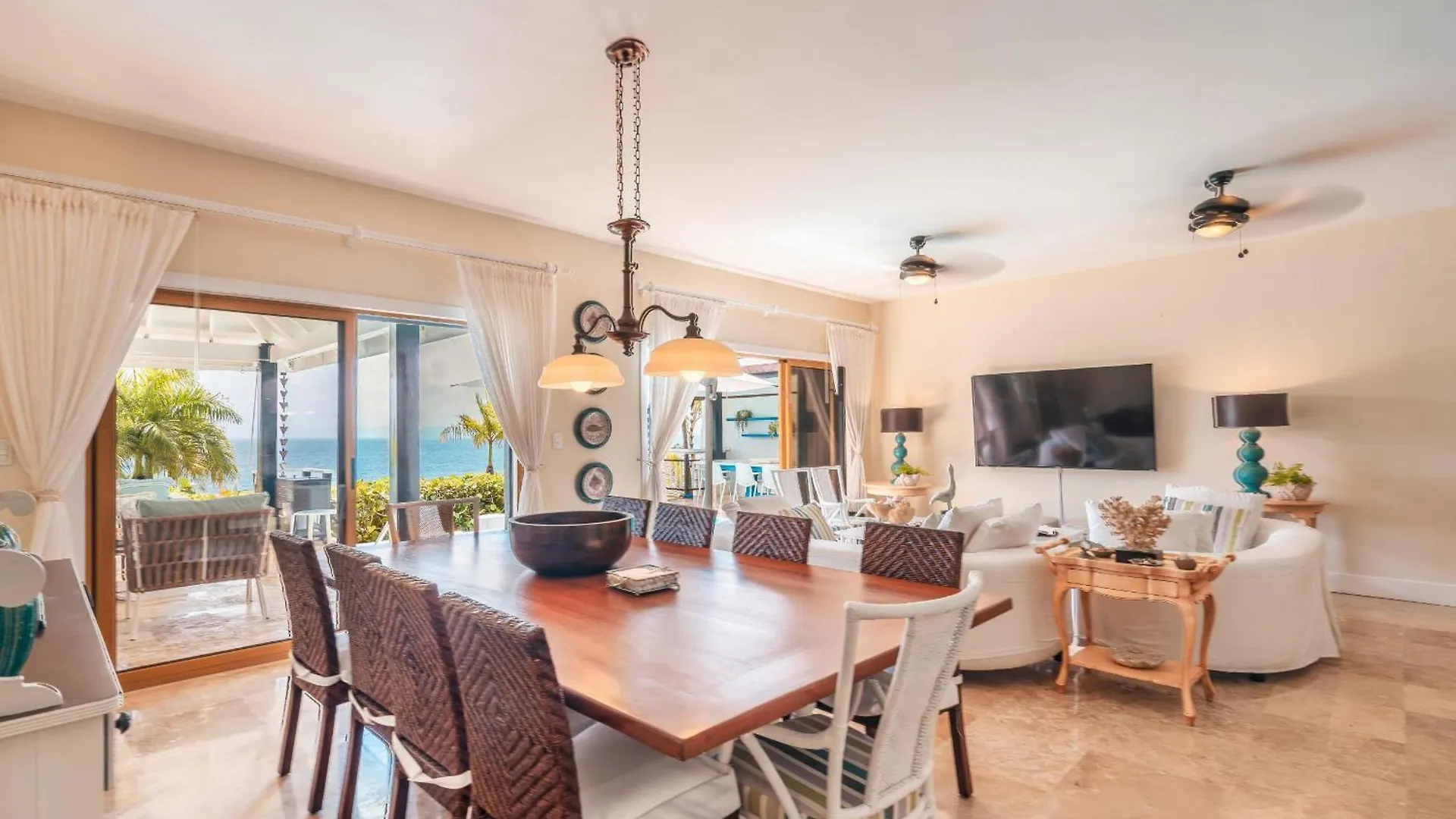 Magnificent Villa With Ocean View In Puerto Bahia Samana