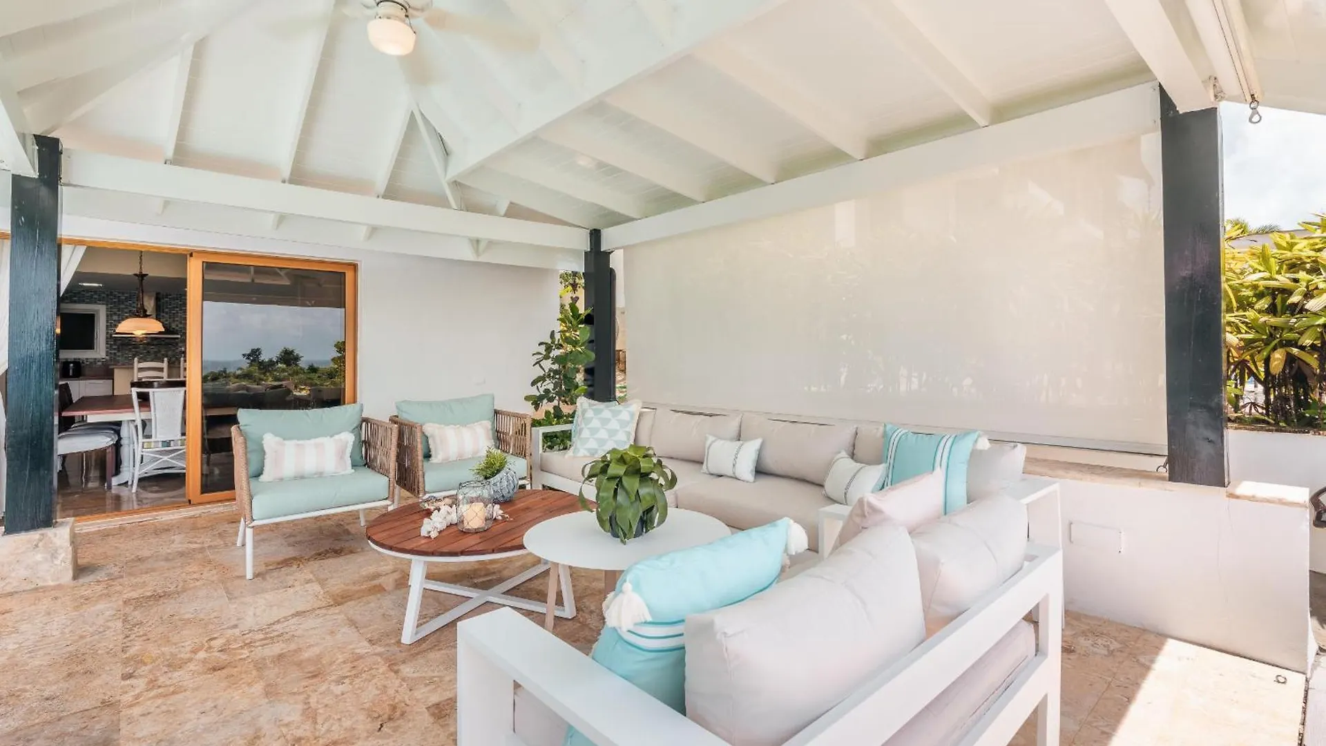 Magnificent Villa With Ocean View In Puerto Bahia Samana